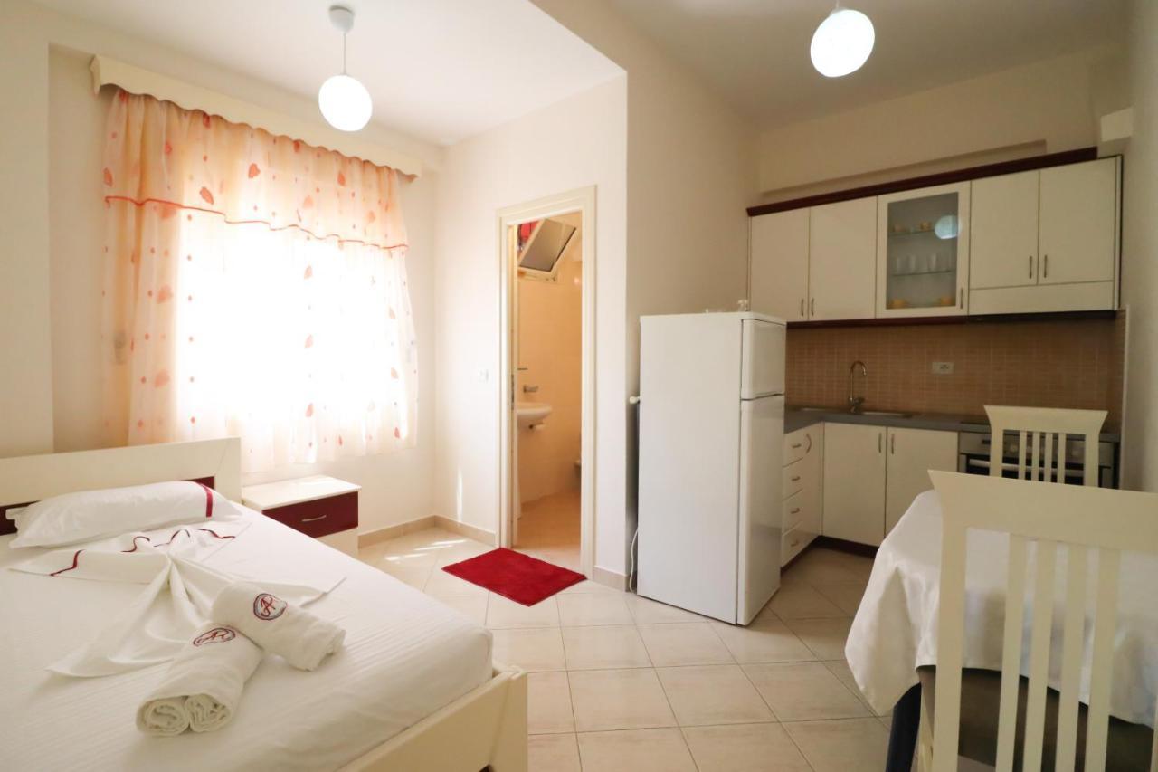 Apartments Vila Roboci Sarande Exterior photo