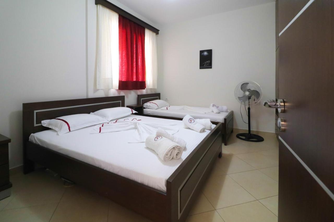 Apartments Vila Roboci Sarande Exterior photo